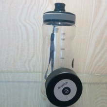 運動水杯