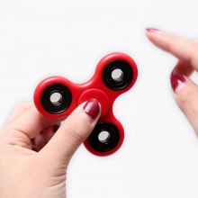 指尖陀螺 hand spinner